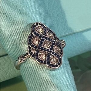 New Vintage Victorian White Gold
Plated Ring White Zircon/Sapphire Crystals